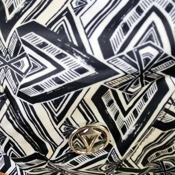 Ivivva Lululemon Black White Turquoise Geometric Design Tote Bag Weekender - Picture 3 of 12